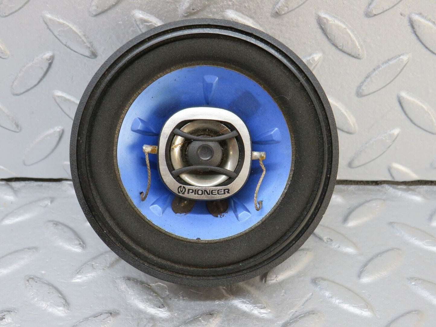 36749 Mercedes-Benz W201 190E 2.0L Speaker PIONEER TS-H103