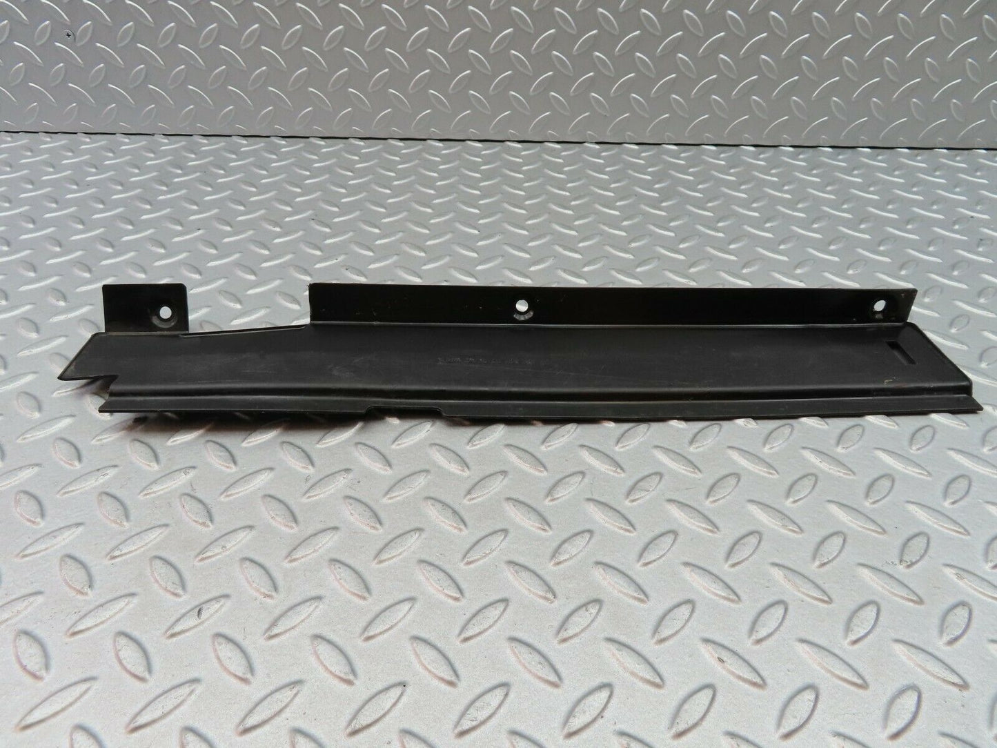 6241 Mercedes-Benz W126 380SE Front Right Cover 1268210236