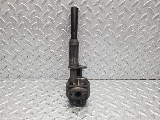W112 oil pump used OEM