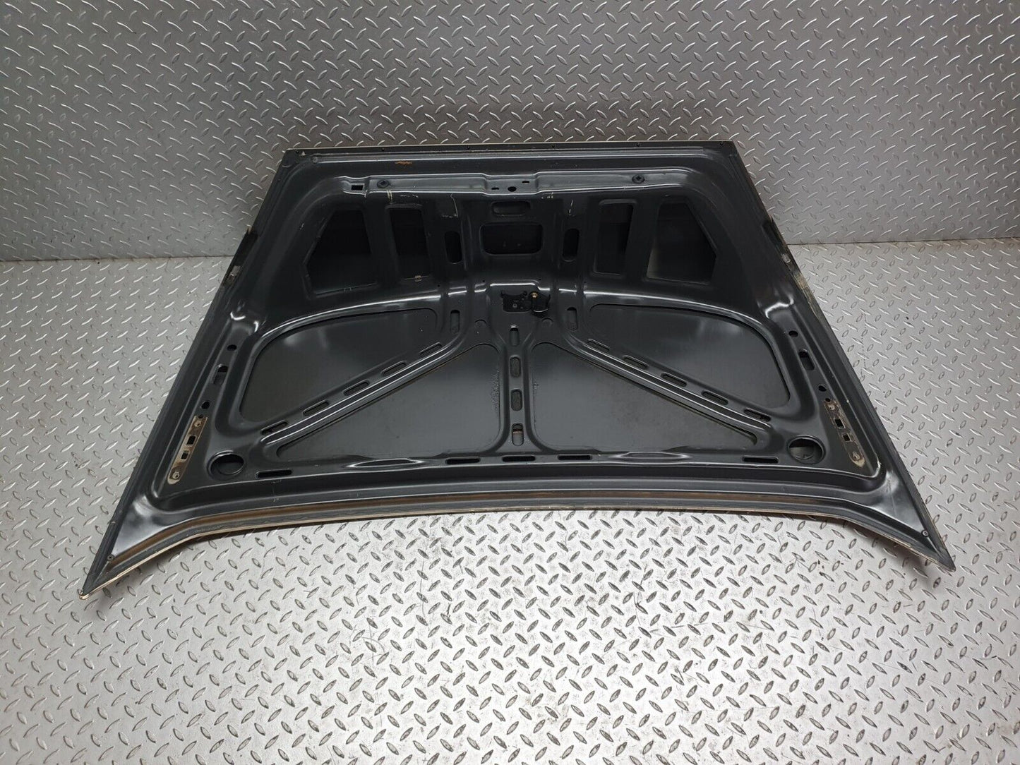 41372 Mercedes-Benz W124 200E Boot Lid Trunk Door