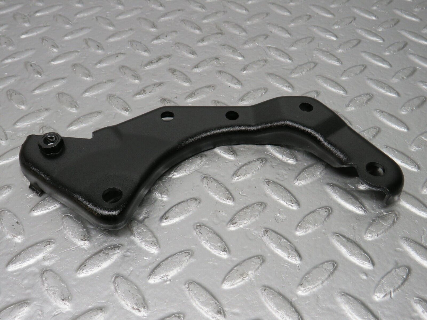33773 Mercedes-Benz W201 190E 2.0L Alternator Generator Bracket