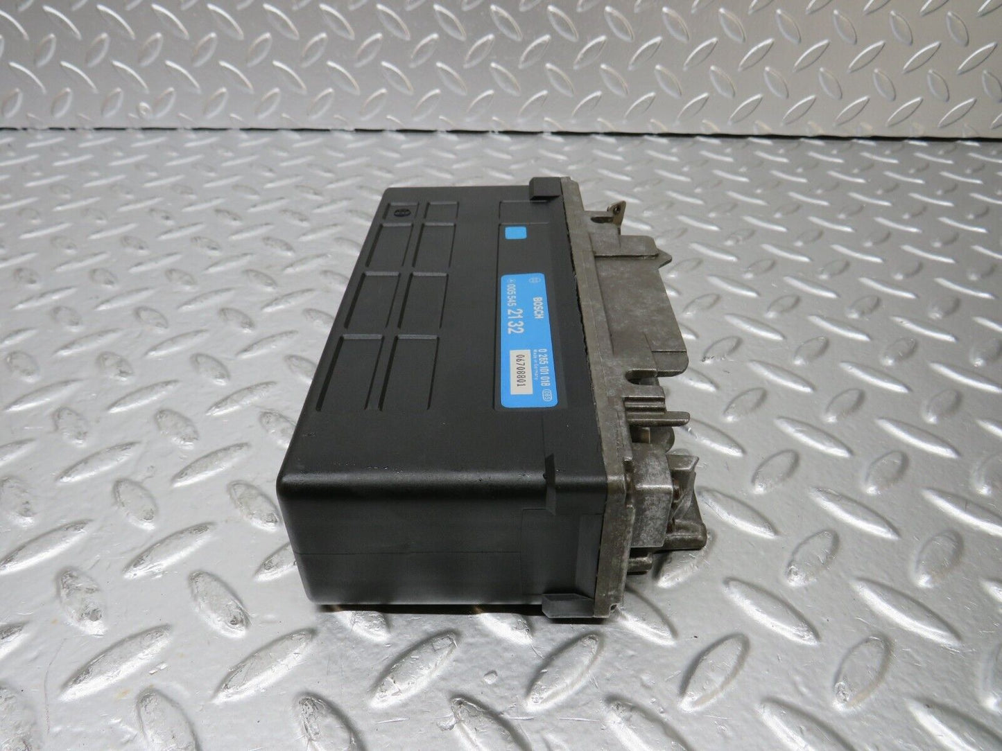 25220 Mercedes-Benz W201 190D ABS Control Unit Bosch 0055452132