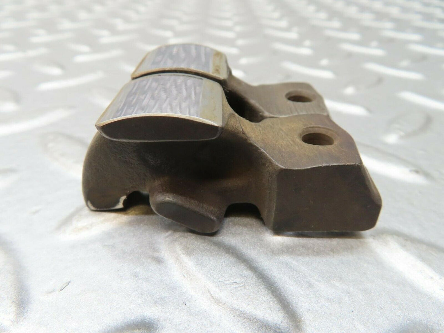 15697 Mercedes-Benz R107 450SL Valve Rocker Arm With Valve Tappet Pair