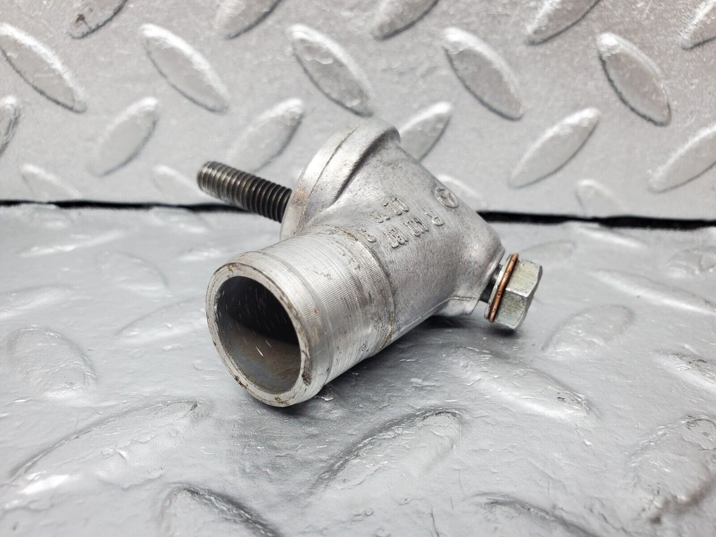 45346 Mercedes-Benz 280E M110.983 Engine Oil Return Pipe 1101870226
