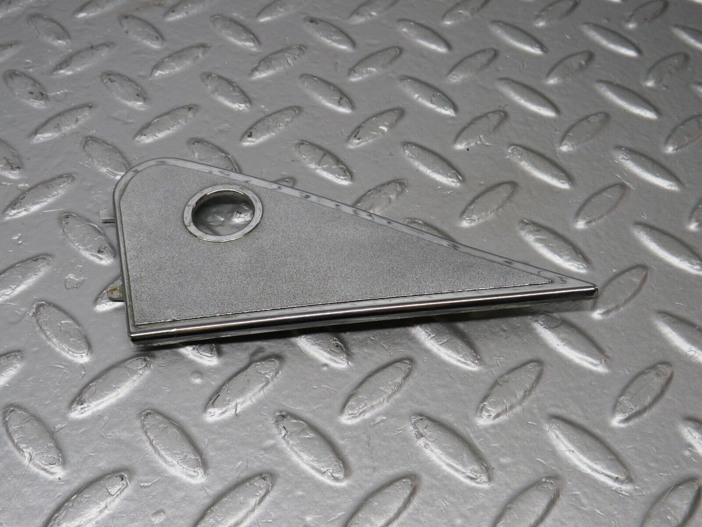 40595 Mercedes-Benz W123 300D Mirror Triangle Chrome Cover Right 1237250811