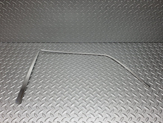 40776 Mercedes-Benz W123 300D Front Right Door Window Chrome Frame