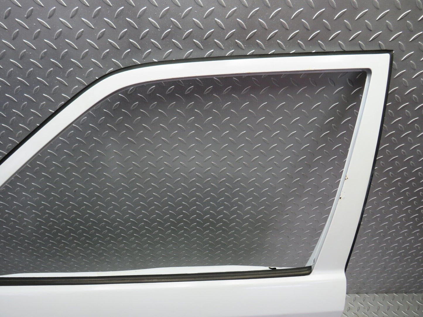 30246 Mercedes-Benz W124 230E Front Left Door
