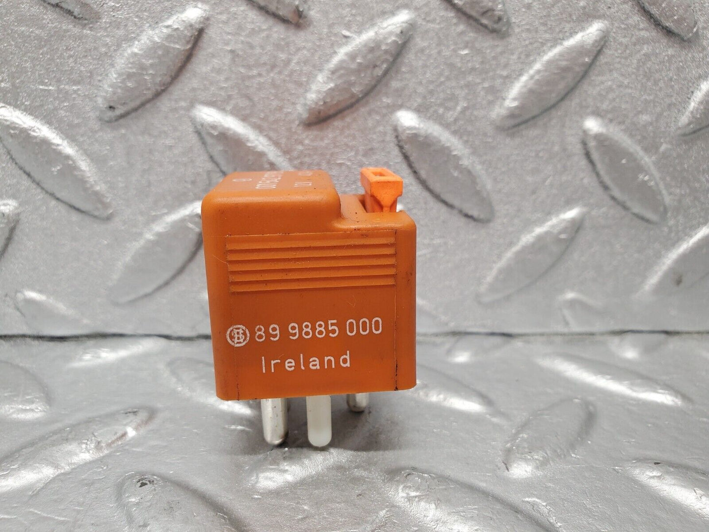 47003 Mercedes-Benz R129 320SL Coupe Overload Relay 0015429719