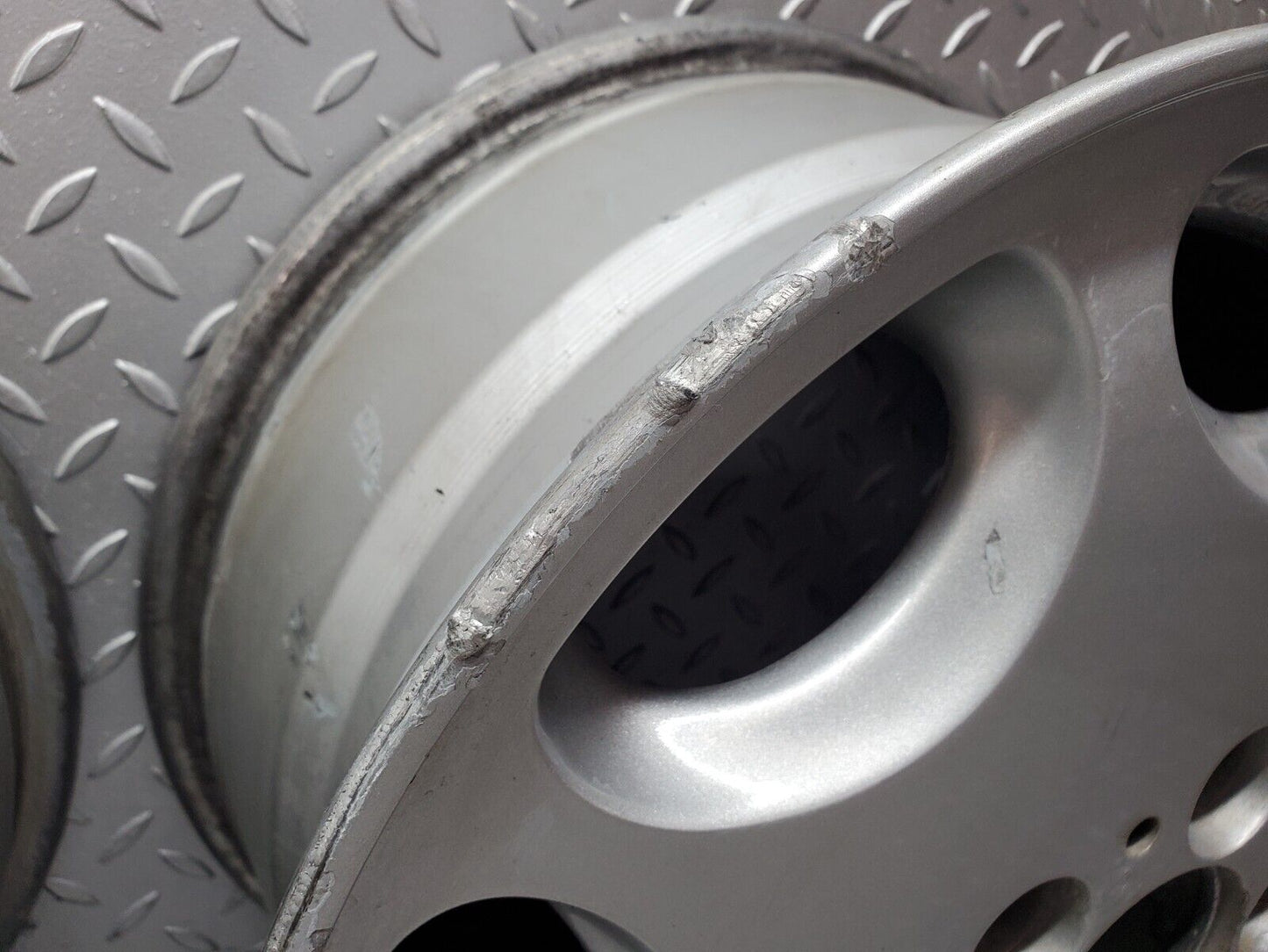 45332 Mercedes-Benz R129 Alloy Wheel Set 7.5Jx16H2 ET40 KBA45087