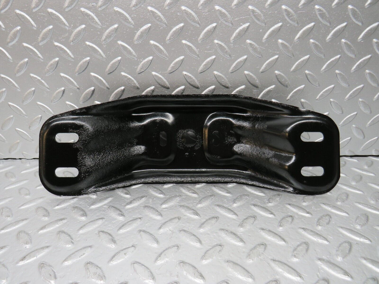 30382 Mercedes-Benz W124 230E Gearbox Mount Bracket Holder