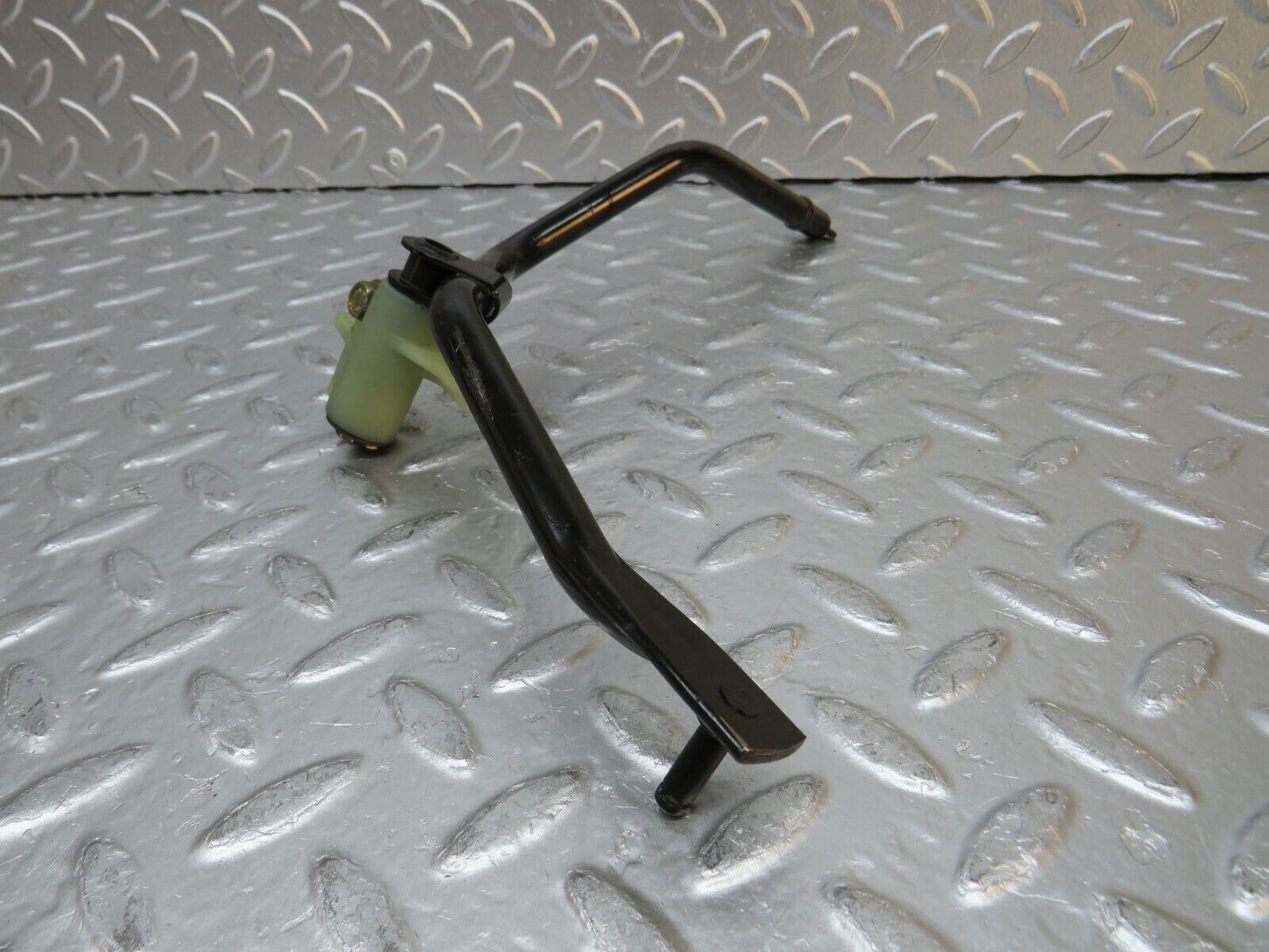 30637 Mercedes-Benz W201 190E 2.0L Accelerator Pedal Linkage 2013010118