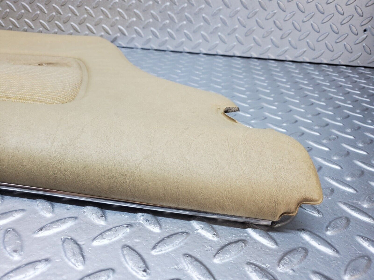 44380 Mercedes-Benz W123 280E Rear Left Door Card Beige