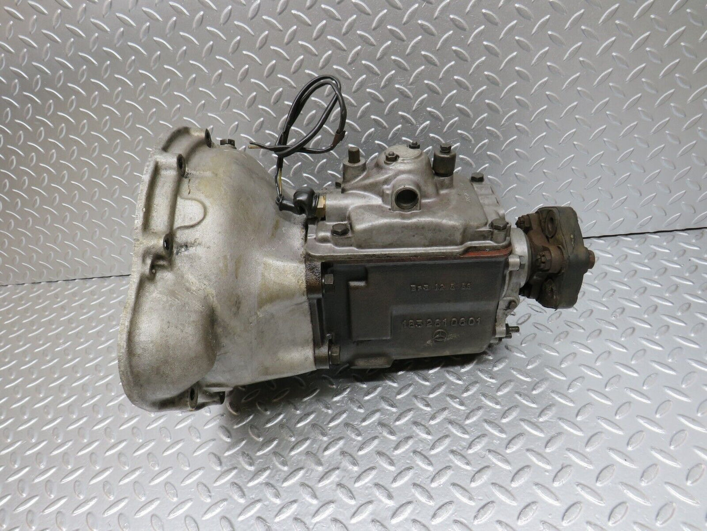 0241 Mercedes-Benz W120 Ponton Manual Gearbox 4 Speed 1832610601
