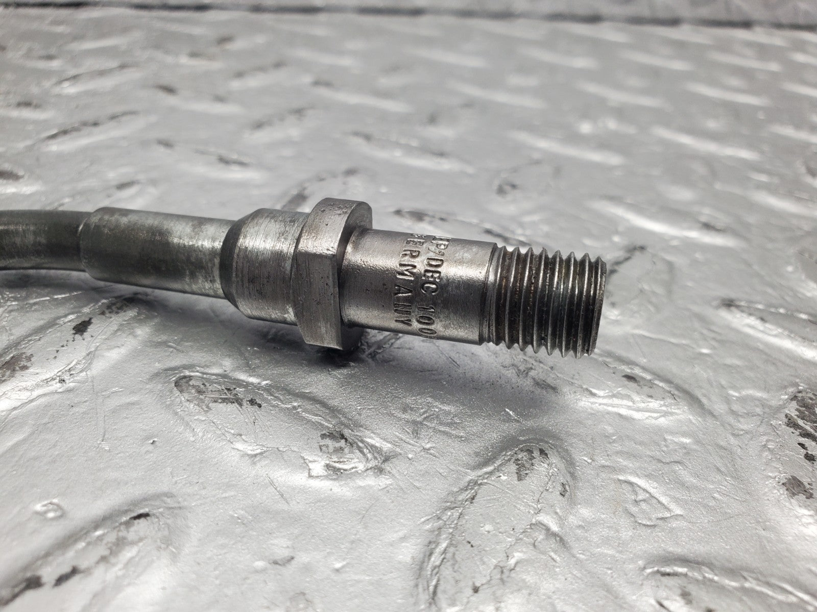 W112 fuel injector used OEM