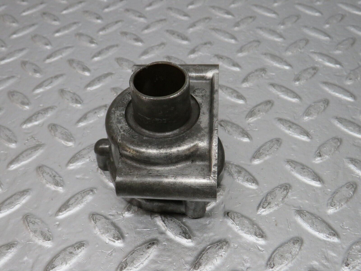 31791 Mercedes-Benz W201 190LE 1.8L Thermostat Housing 1022030373