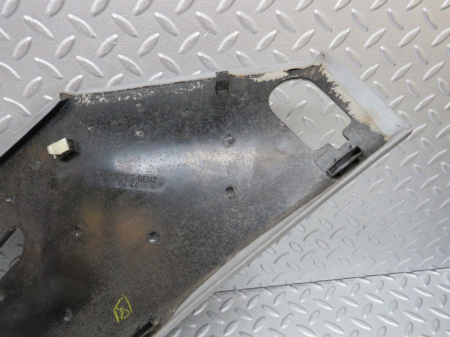 35960 Mercedes-Benz W126 420SE C Pillar Cover Panel Right Side Grey 1266950444