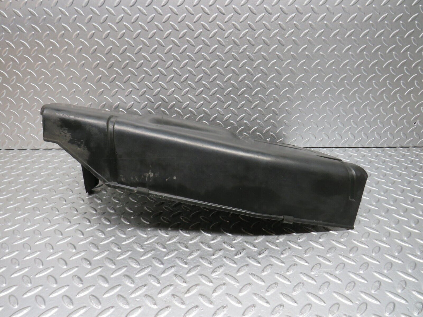 31289 Mercedes-Benz S124 220TE Wagon Fuel Pump Cover 1244780637