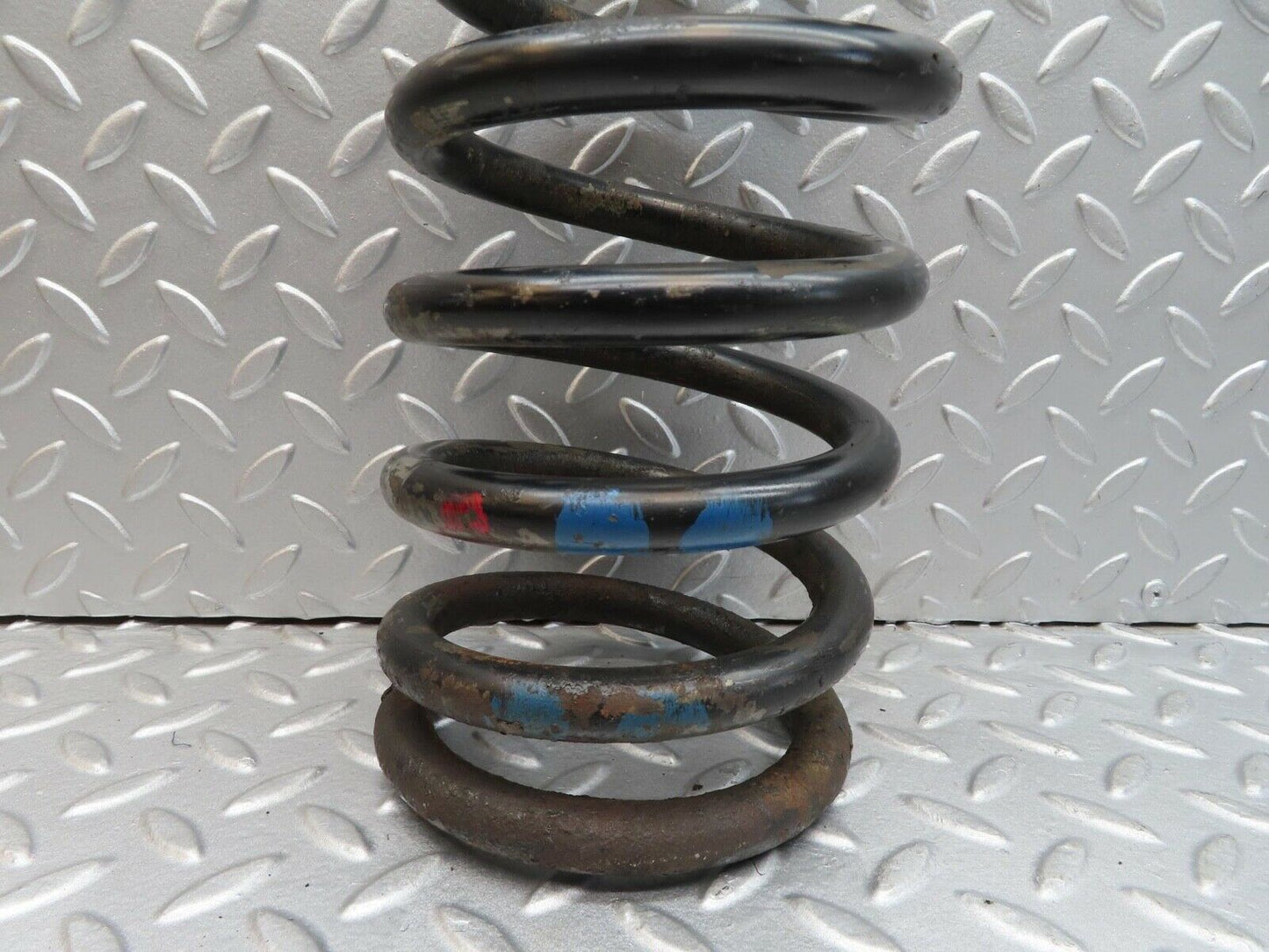 12402 Mercedes-Benz W108 280SE 3.5 Rear Coil Spring