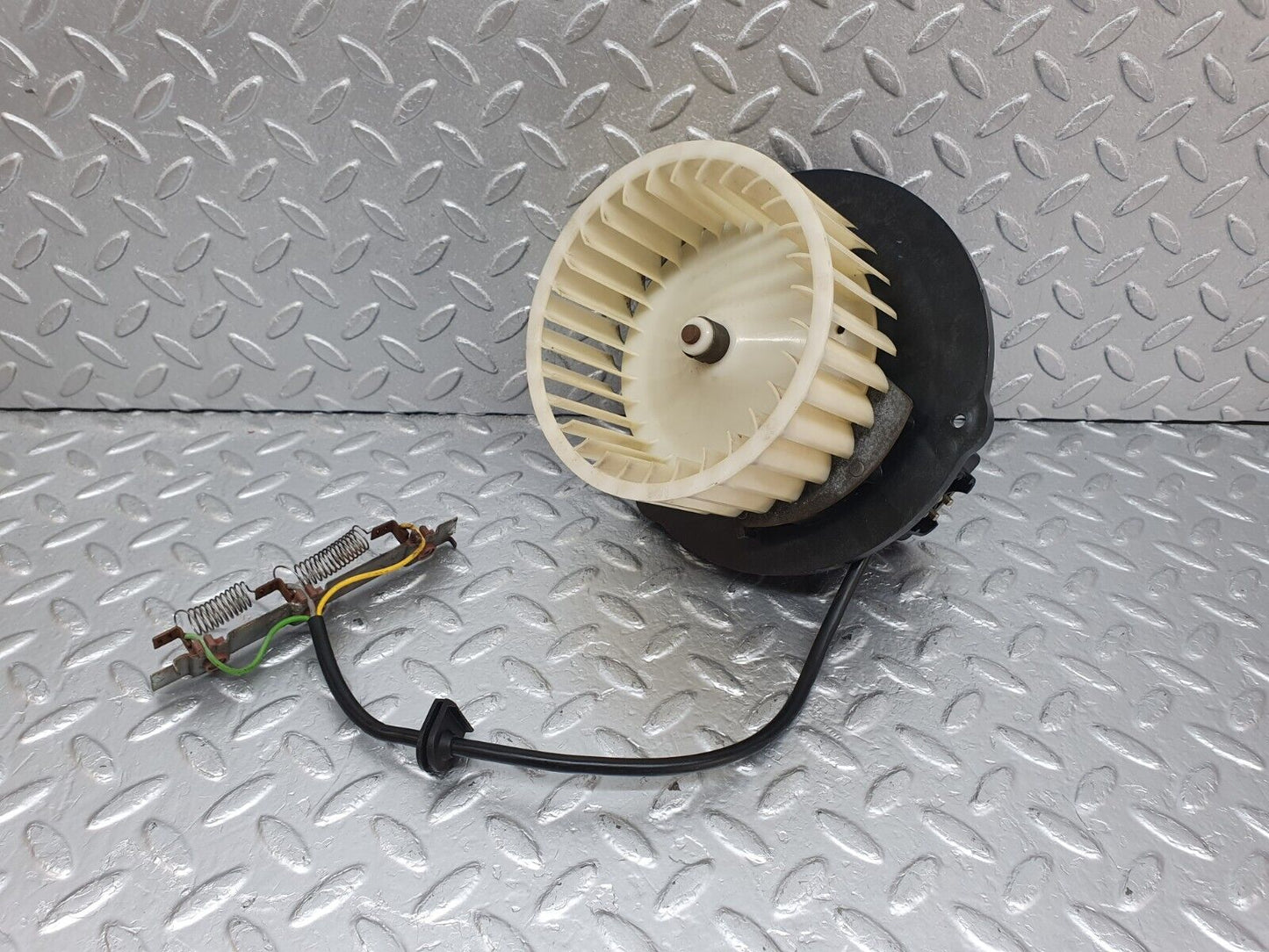 44131 Mercedes-Benz C123 230CE Coupe Heater Blower Motor