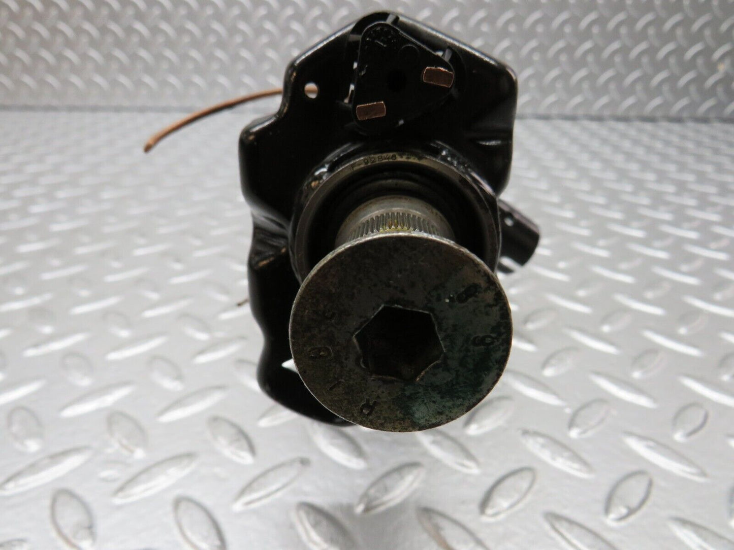 26762 Mercedes-Benz W123 240D Steering Column
