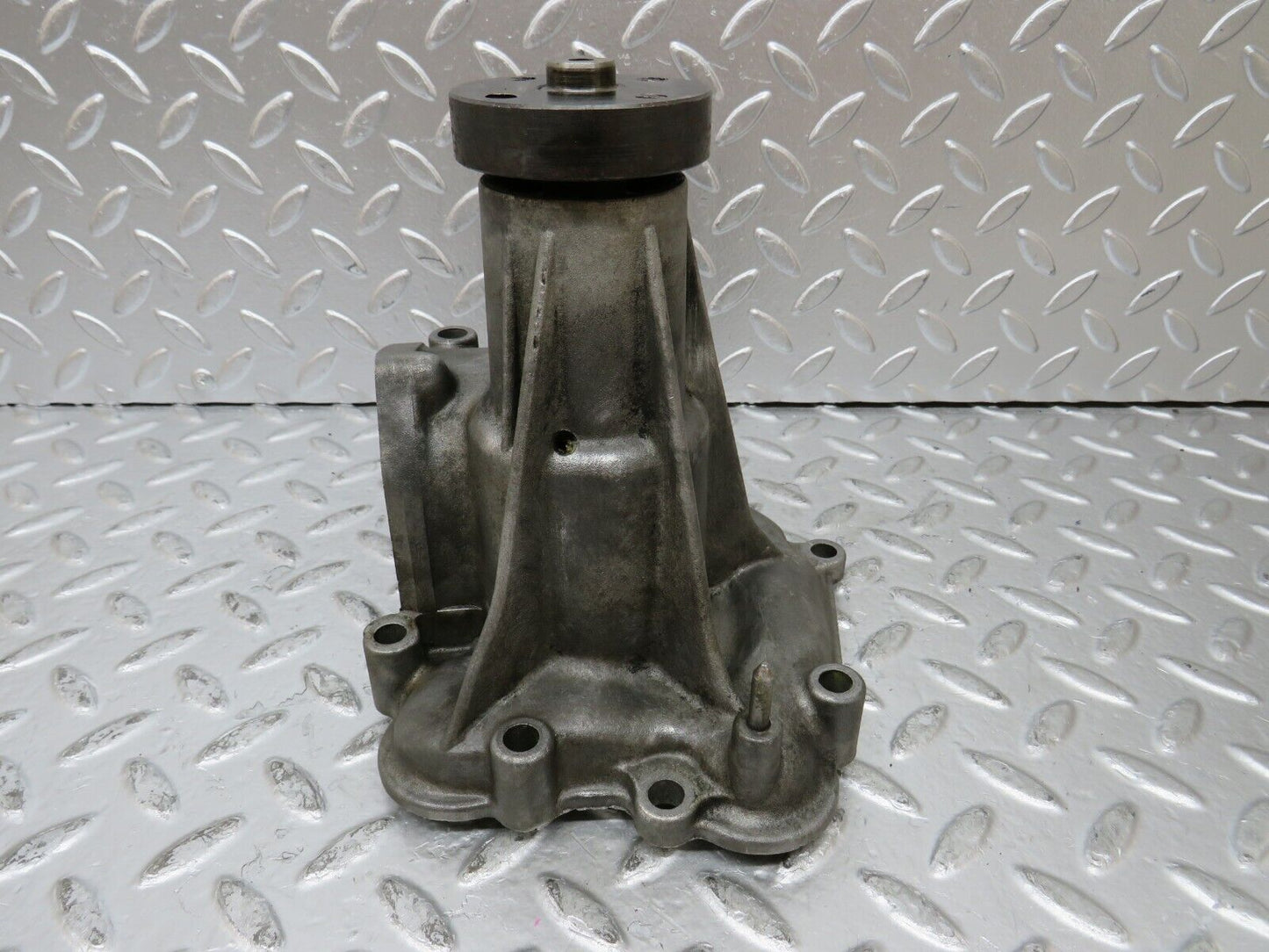 26338 Mercedes-Benz W116 450SE Water Pump