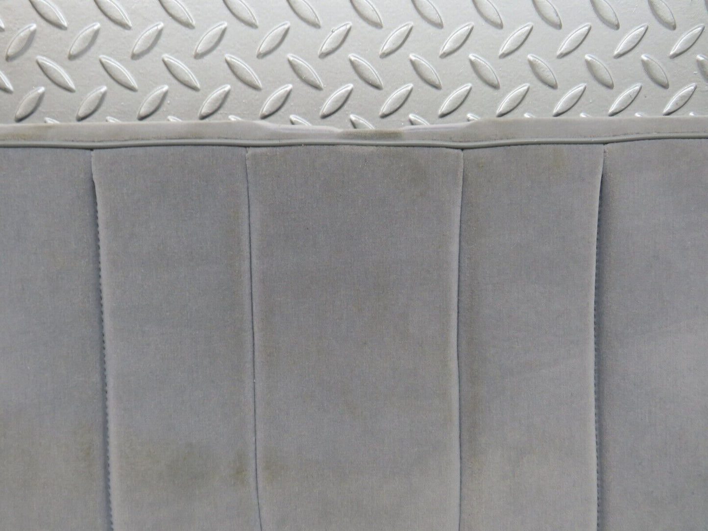 32349 Mercedes-Benz S124 300TE Third Row Seat Bench Grey