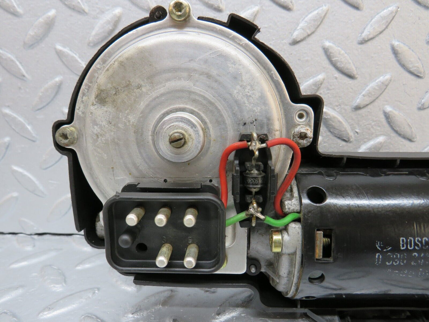 38078 Mercedes-Benz A124 320E Cabriolet Wiper Motor 0390241425