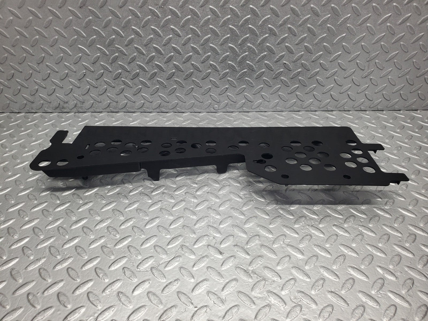W201 Baby Benz front right cable channel cover used OEM