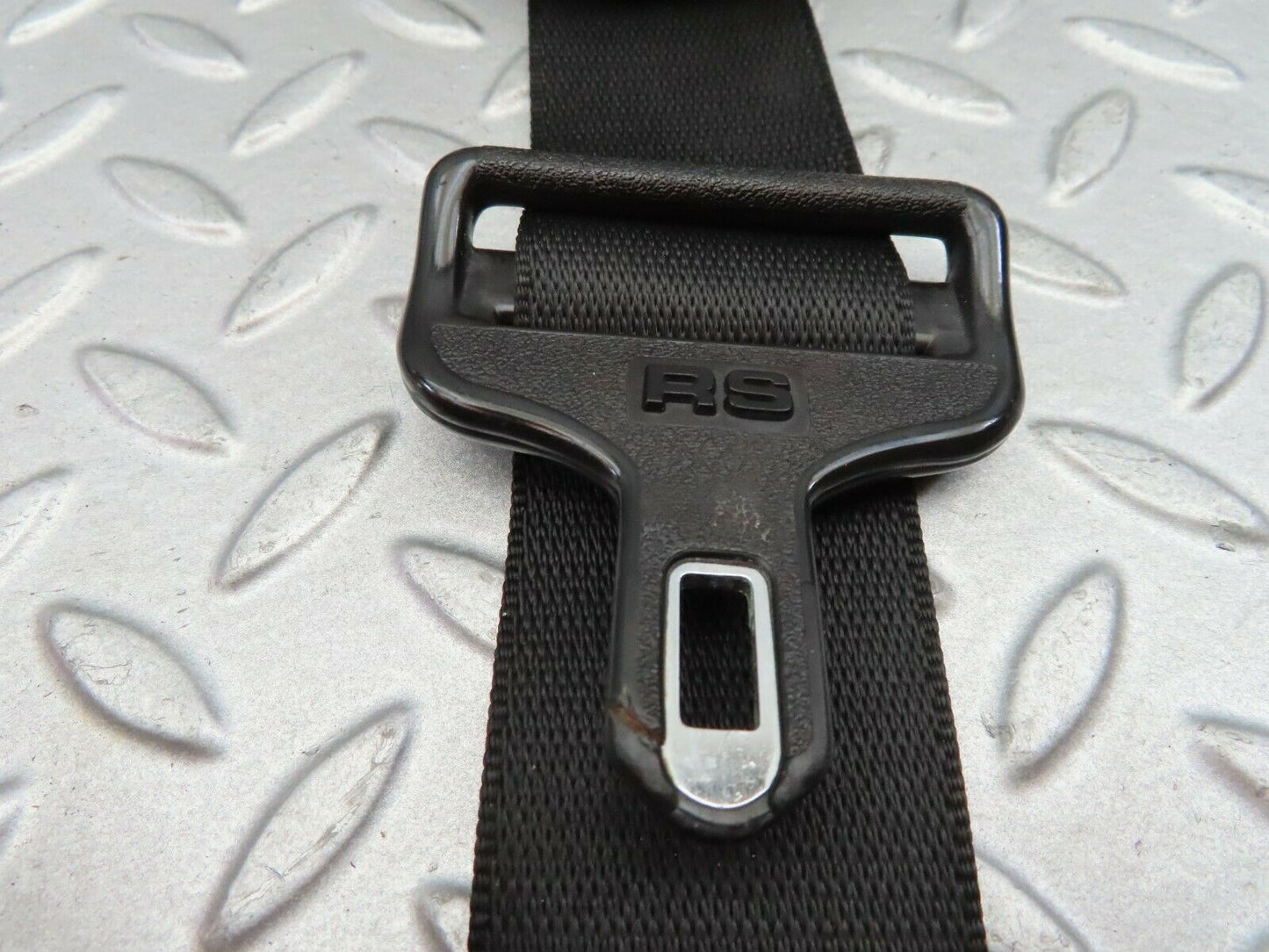 6187 Mercedes-Benz W126 380SE Front Left Seat Belt Passenger Side 1268603986