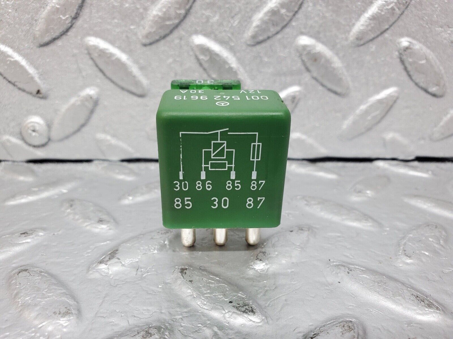 44614 Mercedes-Benz W124 220E Overload Relay 0015429619