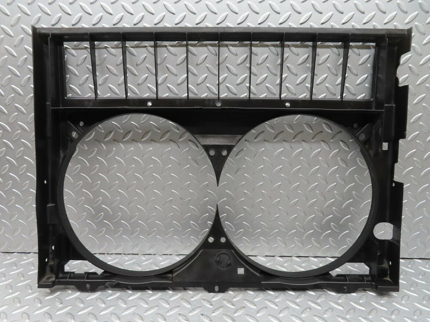 15153 Mercedes-Benz W140 S320 Radiator Fan Frame 1405051755