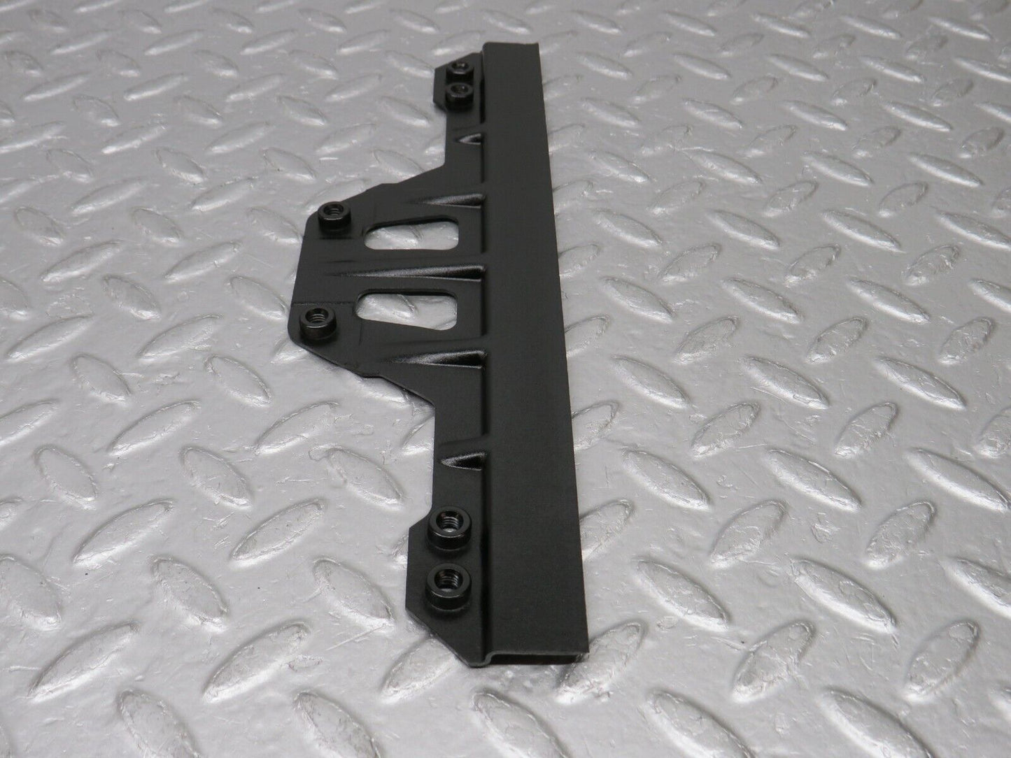 38013 Mercedes-Benz A124 320E Cabriolet Rear Right Power Window Regulator Bracket