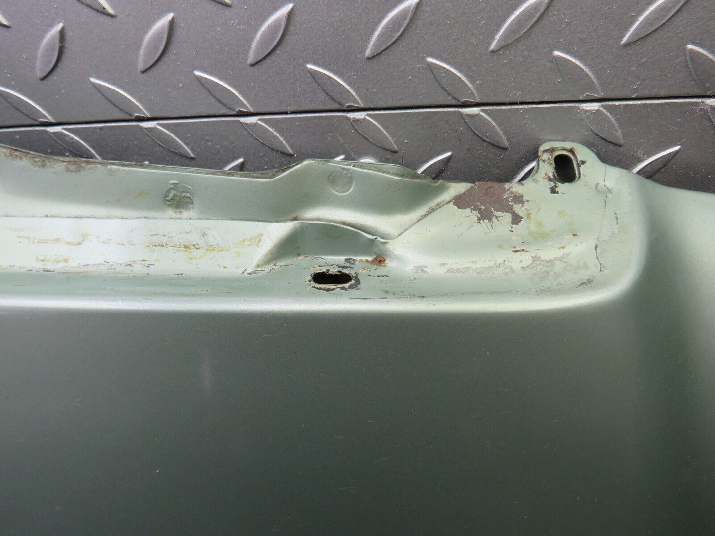 34255 Mercedes-Benz W124 260E Bonnet