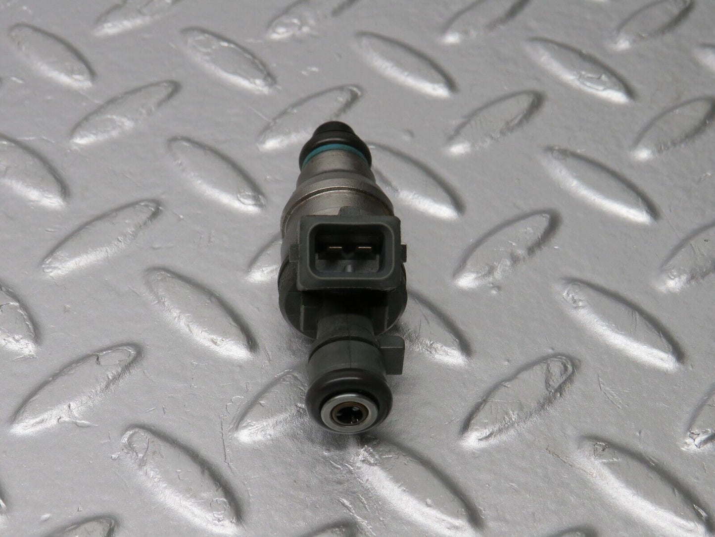 39421 Mercedes-Benz R129 320SL Coupe Fuel Injector Bosch 0000787323 0280155209