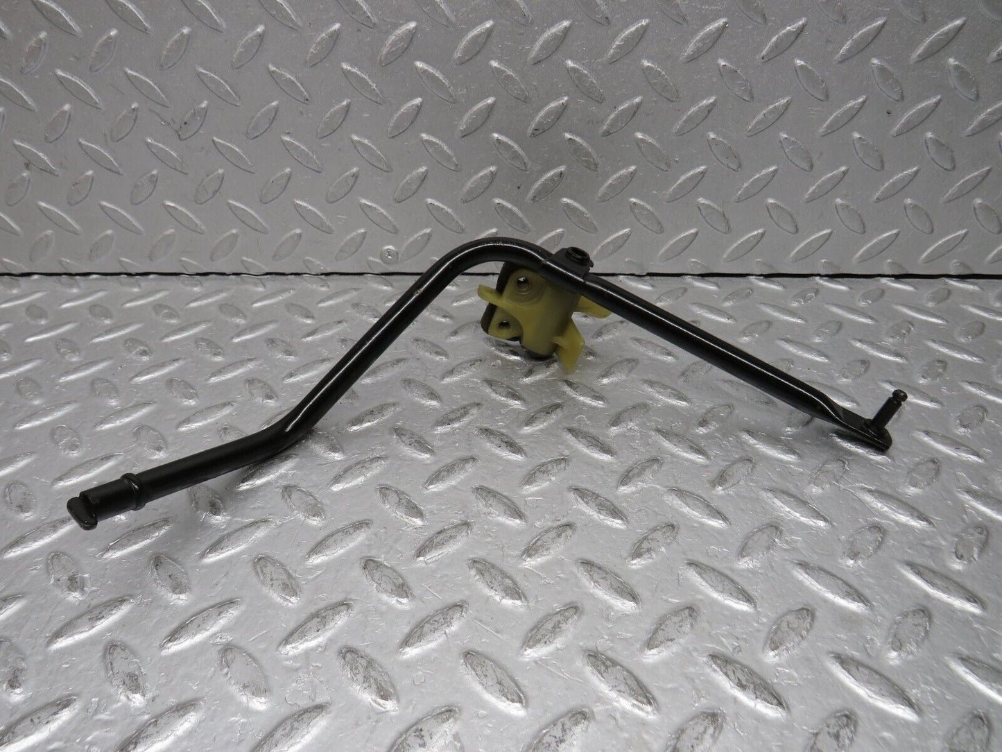 37939 Mercedes-Benz A124 320E Cabriolet Accelerator Pedal Linkage 2013010218