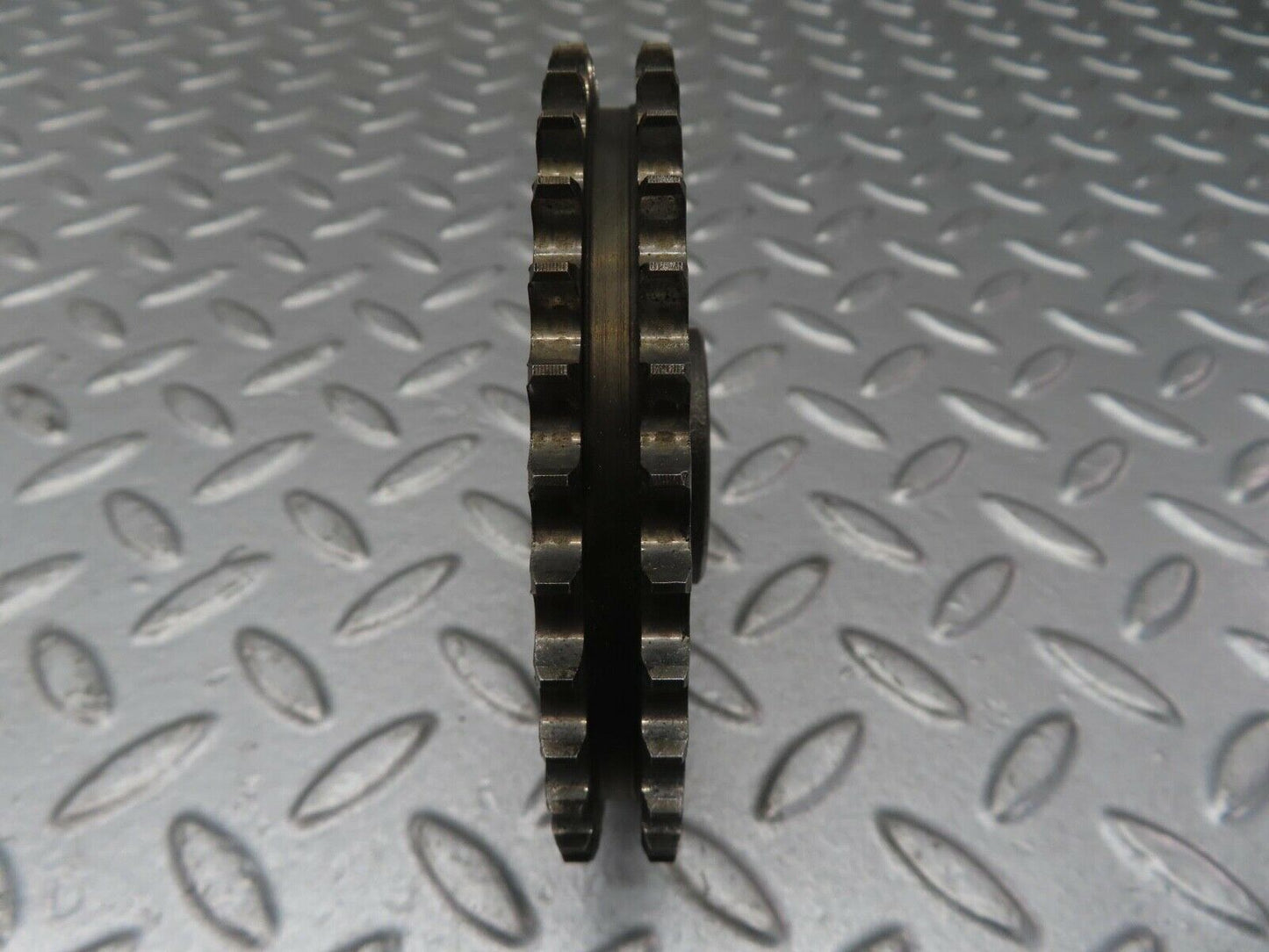 0927 Mercedes-Benz C107 350SLC Coupe Camshaft Timing Gear 1160520601