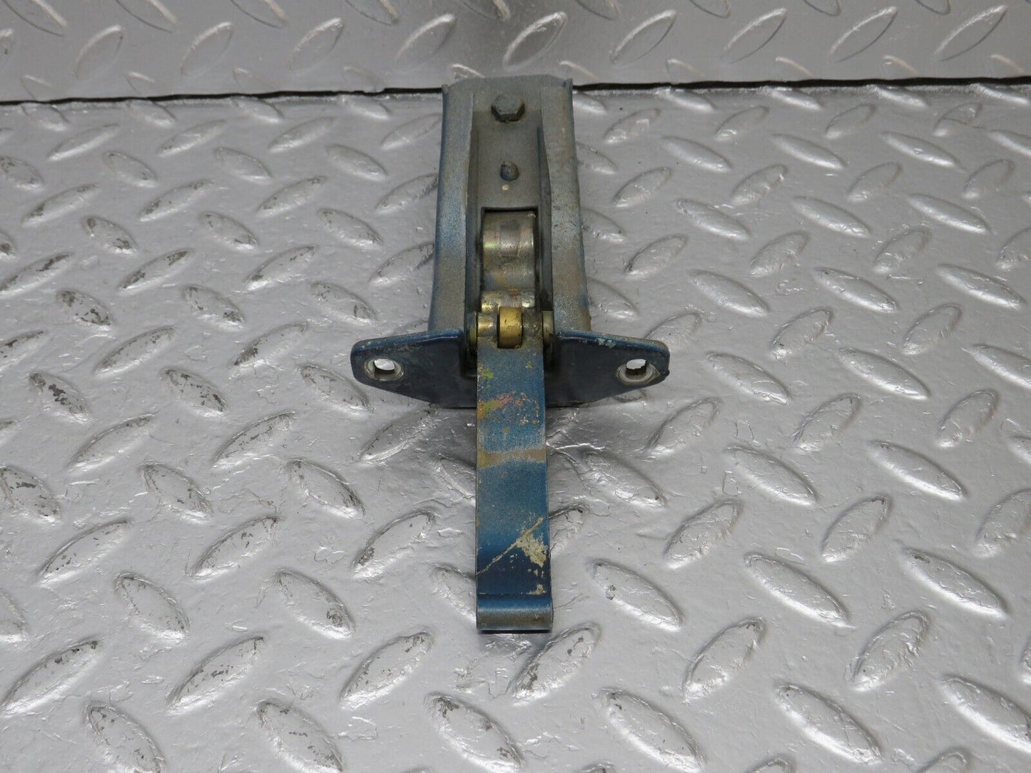 40277 Mercedes-Benz W110 230 Rear Door Safety Check Strap 1107230127
