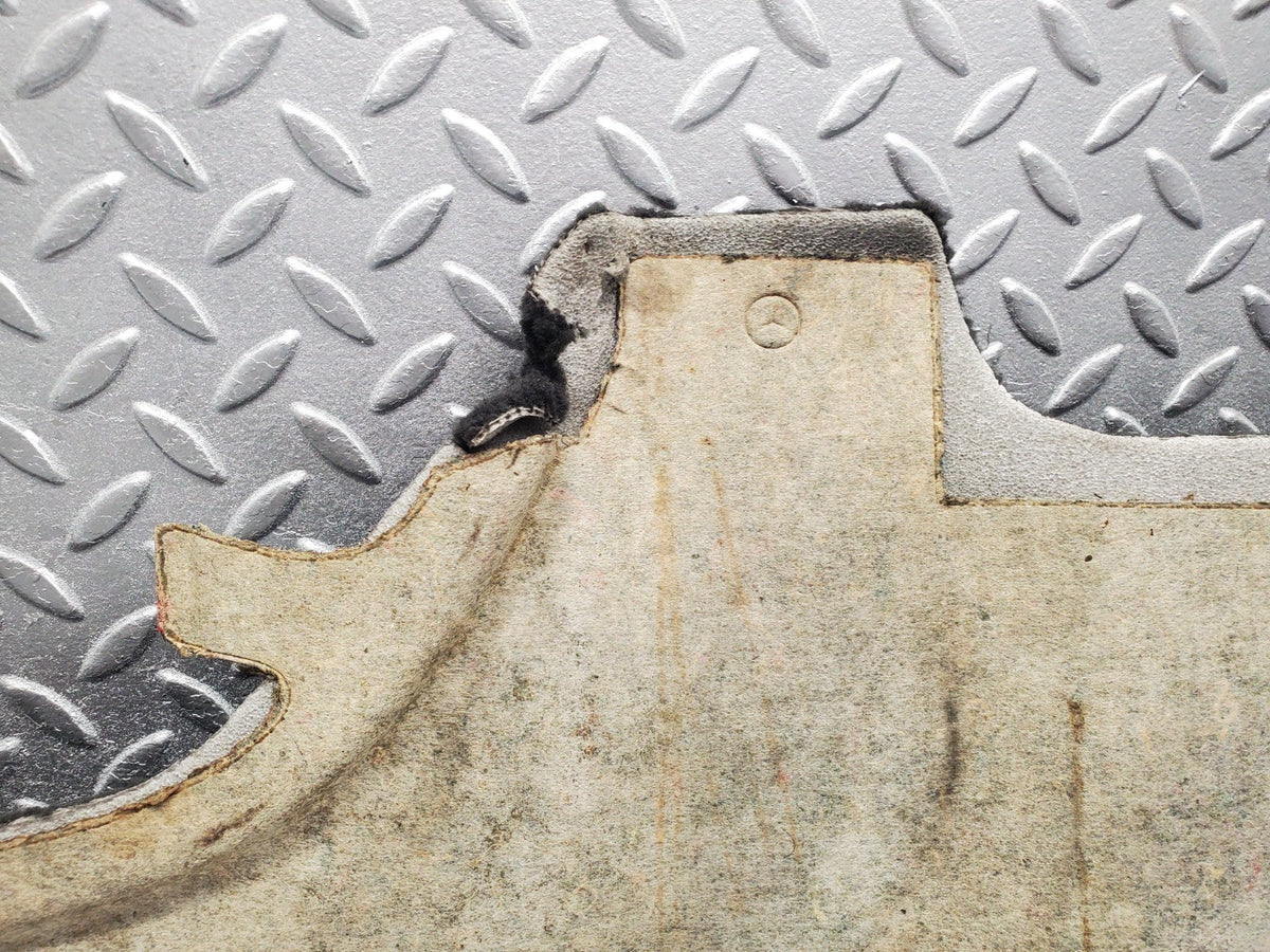 W201 Baby Benz centre console carpet left side black used OEM