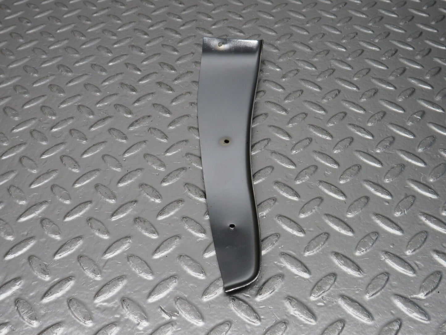 0737 Mercedes-Benz C107 350SLC Coupe Door Chrome Cover Right Side