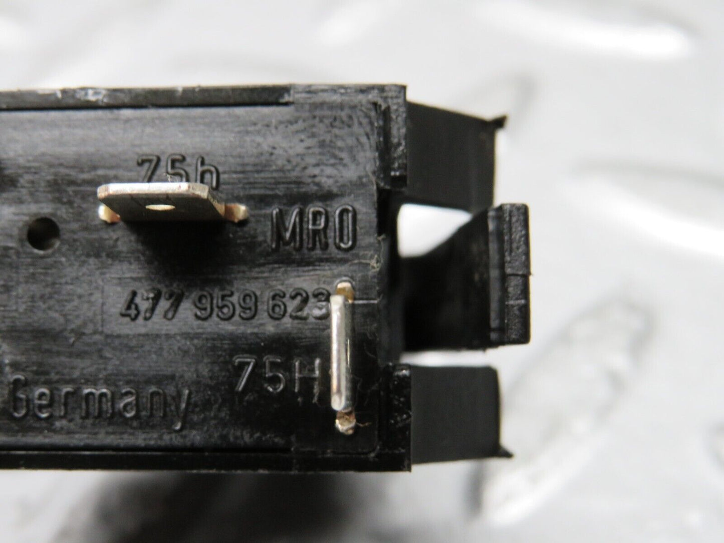 30043 Porsche 924 Heated Rear Window Switch 477959623