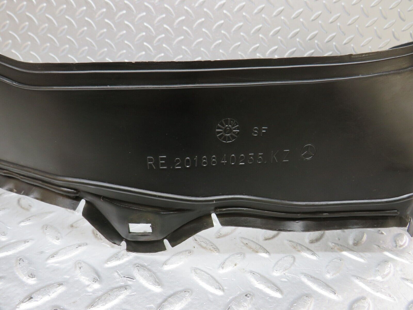 34257 Mercedes-Benz W201 190E Inner Mudguard Panelling Front Right 2018840235