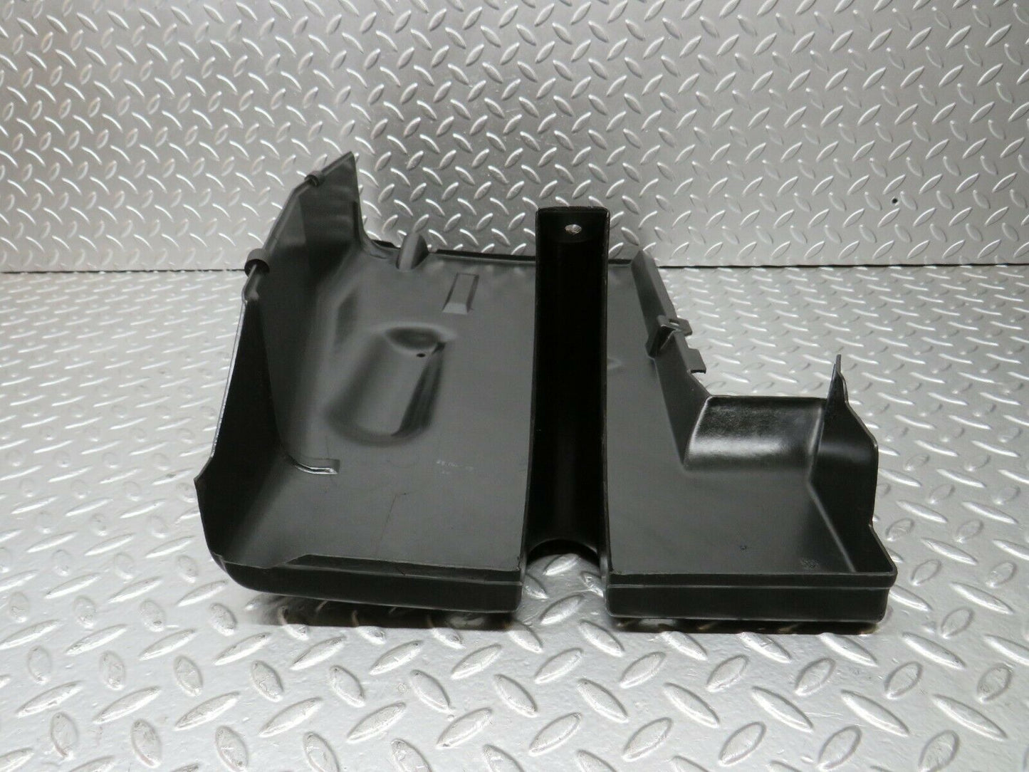 24350 Mercedes-Benz S124 220TE Wagon Fuel Pump Cover 1244780637