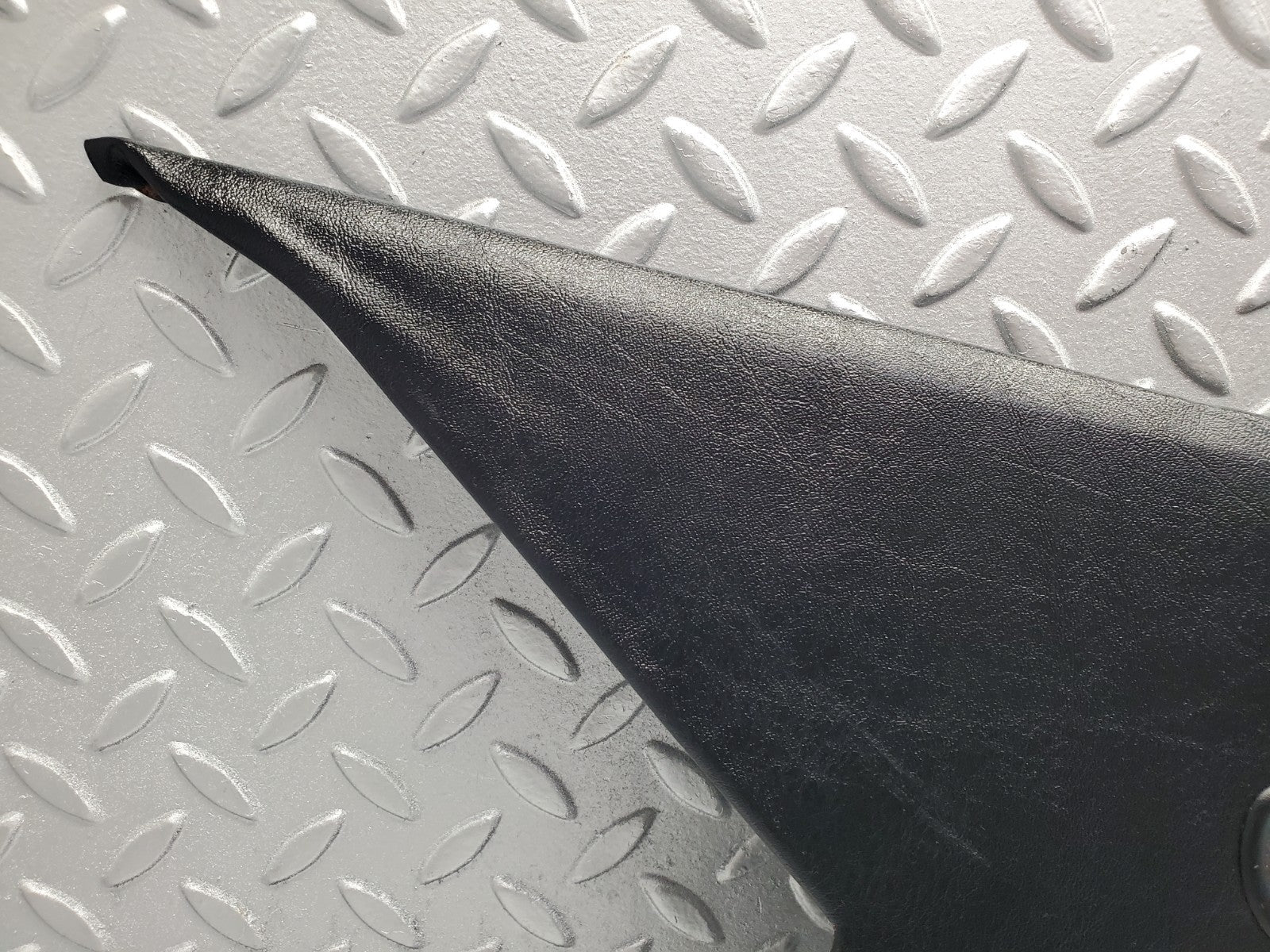 W201 Baby Benz c pillar cover trim left used OEM