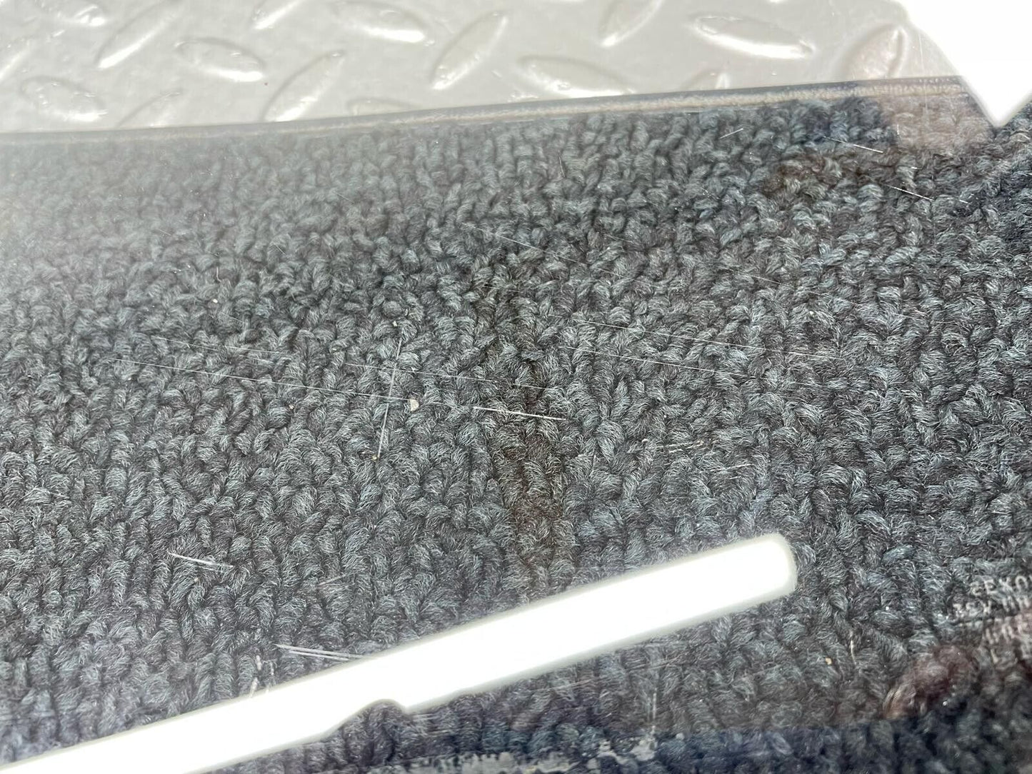 42409 Mercedes-Benz R107 Hard Top Rear Windscreen