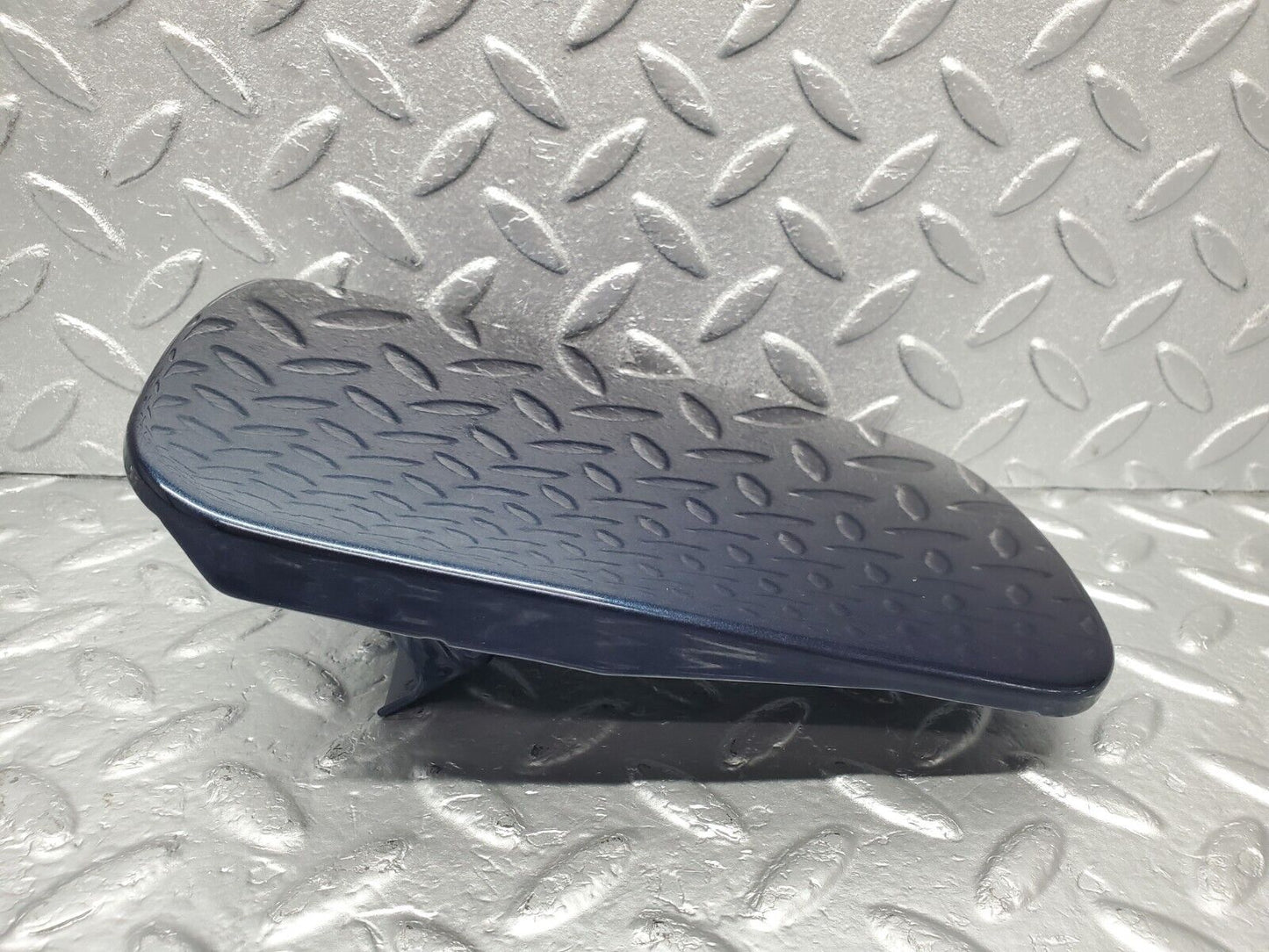 46987 Mercedes-Benz R129 320SL Coupe Fuel Tank Flap Cap 1295841339