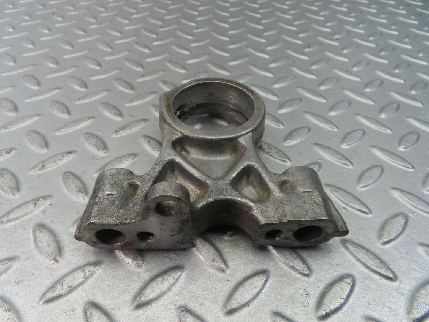 8954 Mercedes-Benz W108 Camshaft Tower Bearing 1140510916