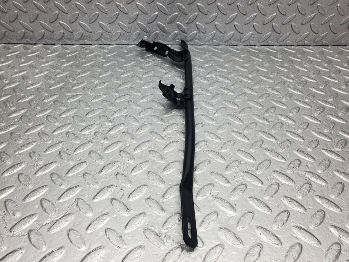 W201 Baby Benz horn bracket used OEM