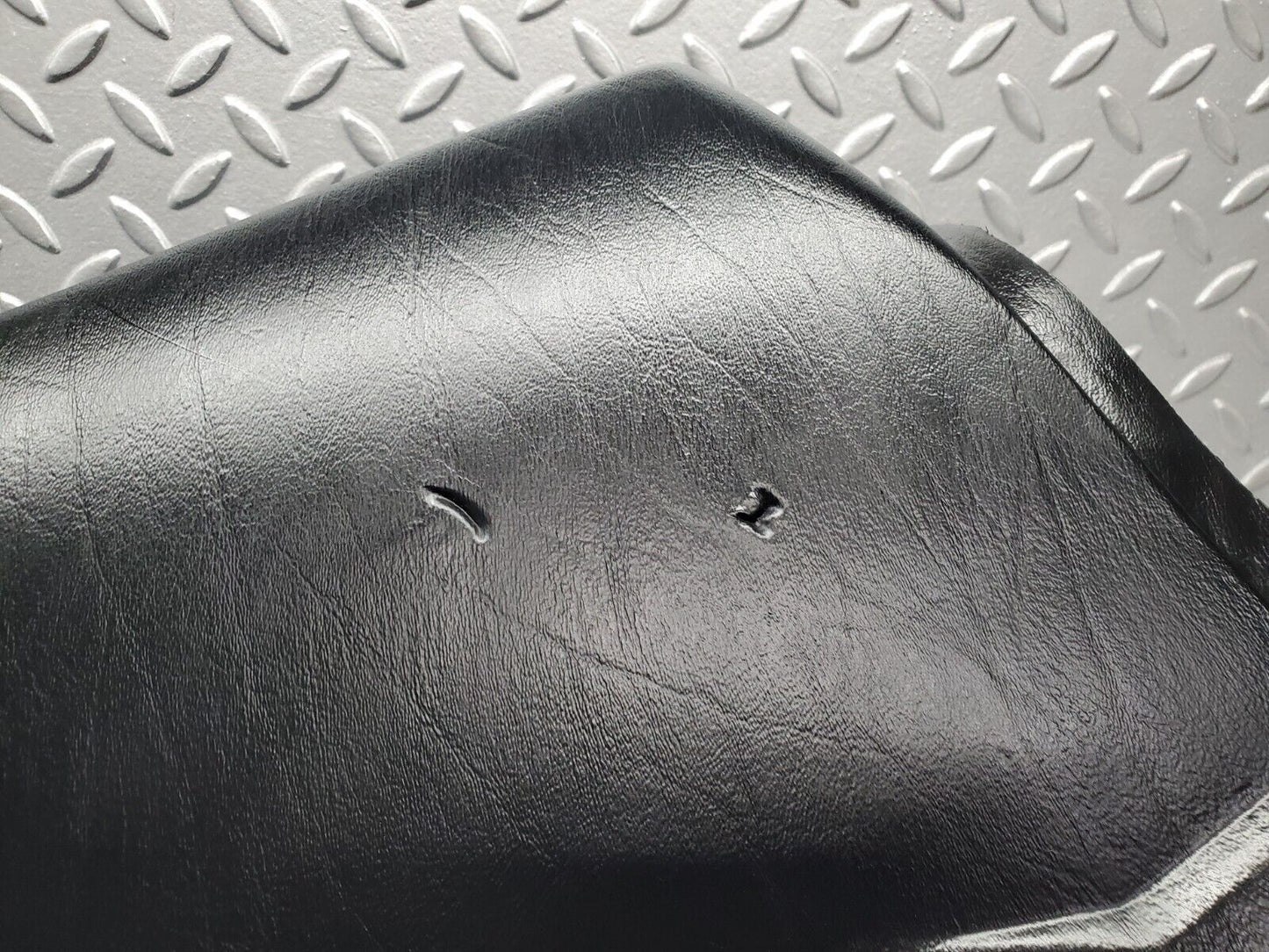 46496 Mercedes-Benz C123 280CE Coupe Centre Console Black