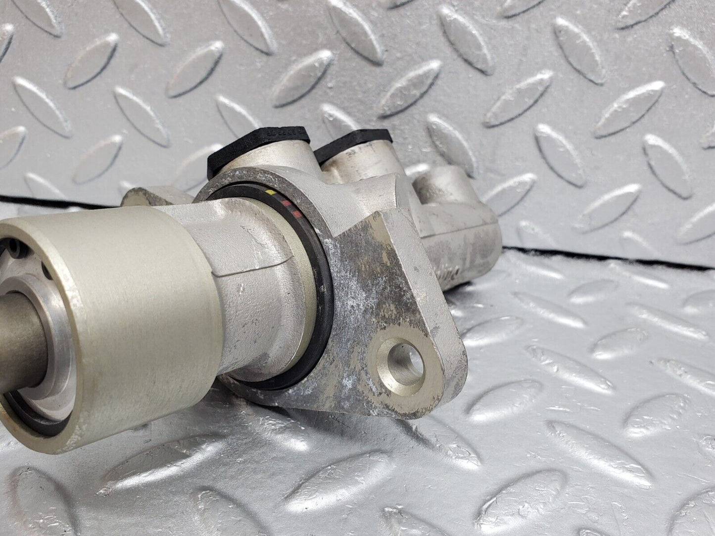 45264 Mercedes-Benz R129 300SL Coupe Brake Master Cylinder Girling