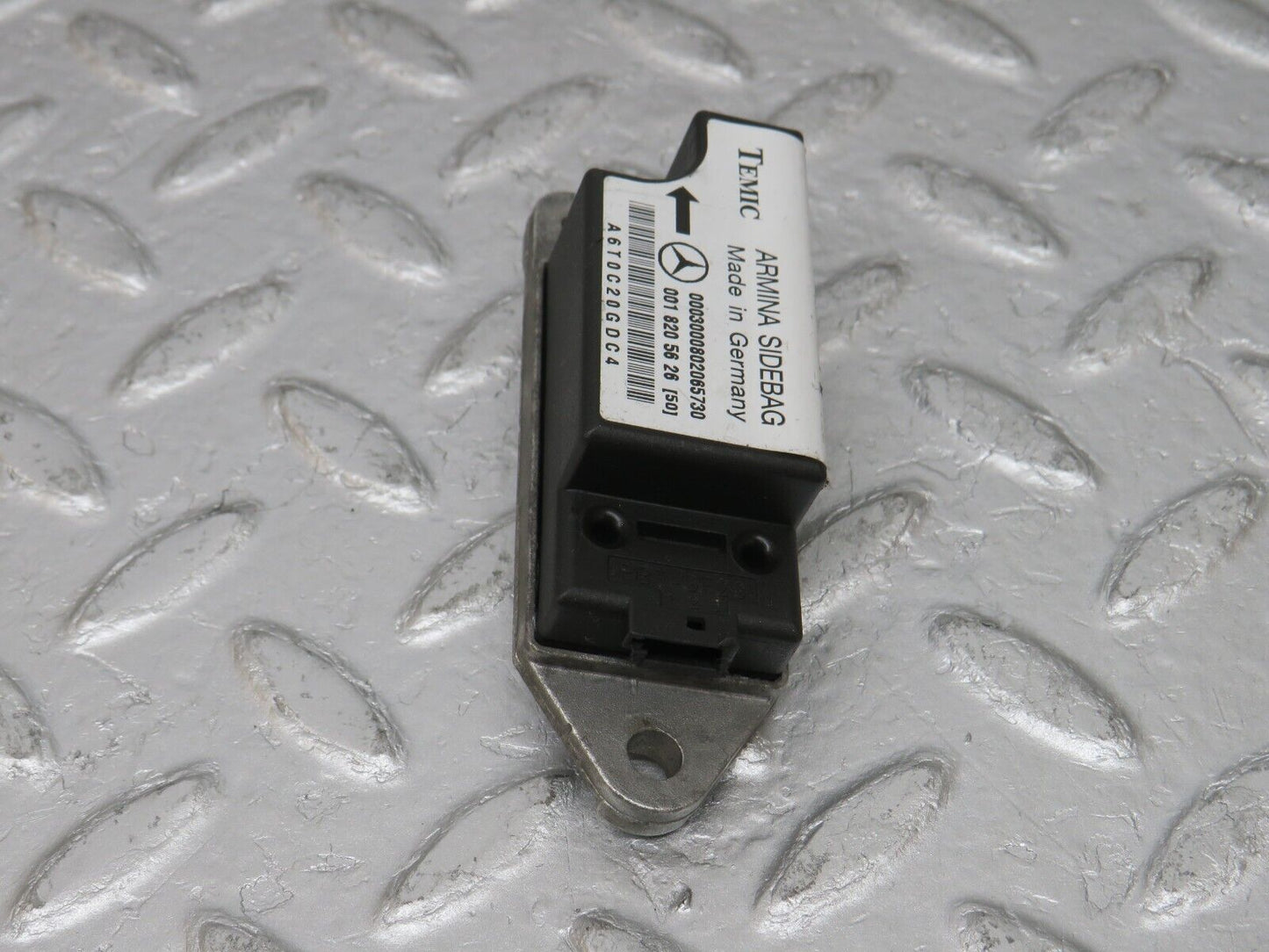 33170 Mercedes-Benz W210 Airbag Crash Sensor 0018205626